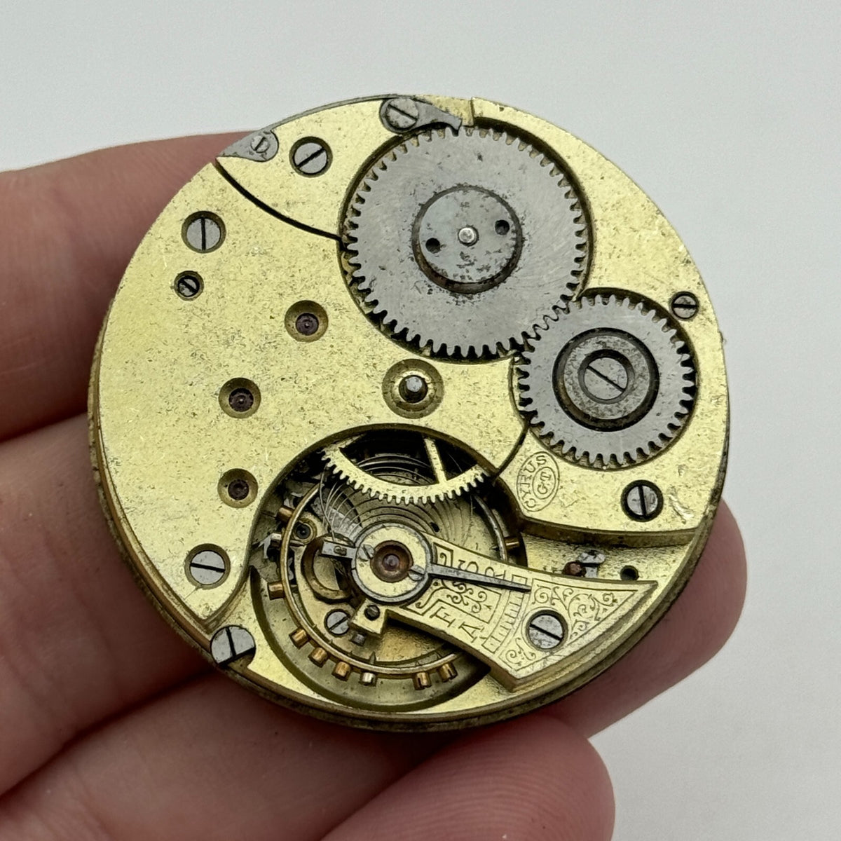 Open Face Cyrus GT Antique Pocket Watch Movement - For Parts / Repair - 40.9mm