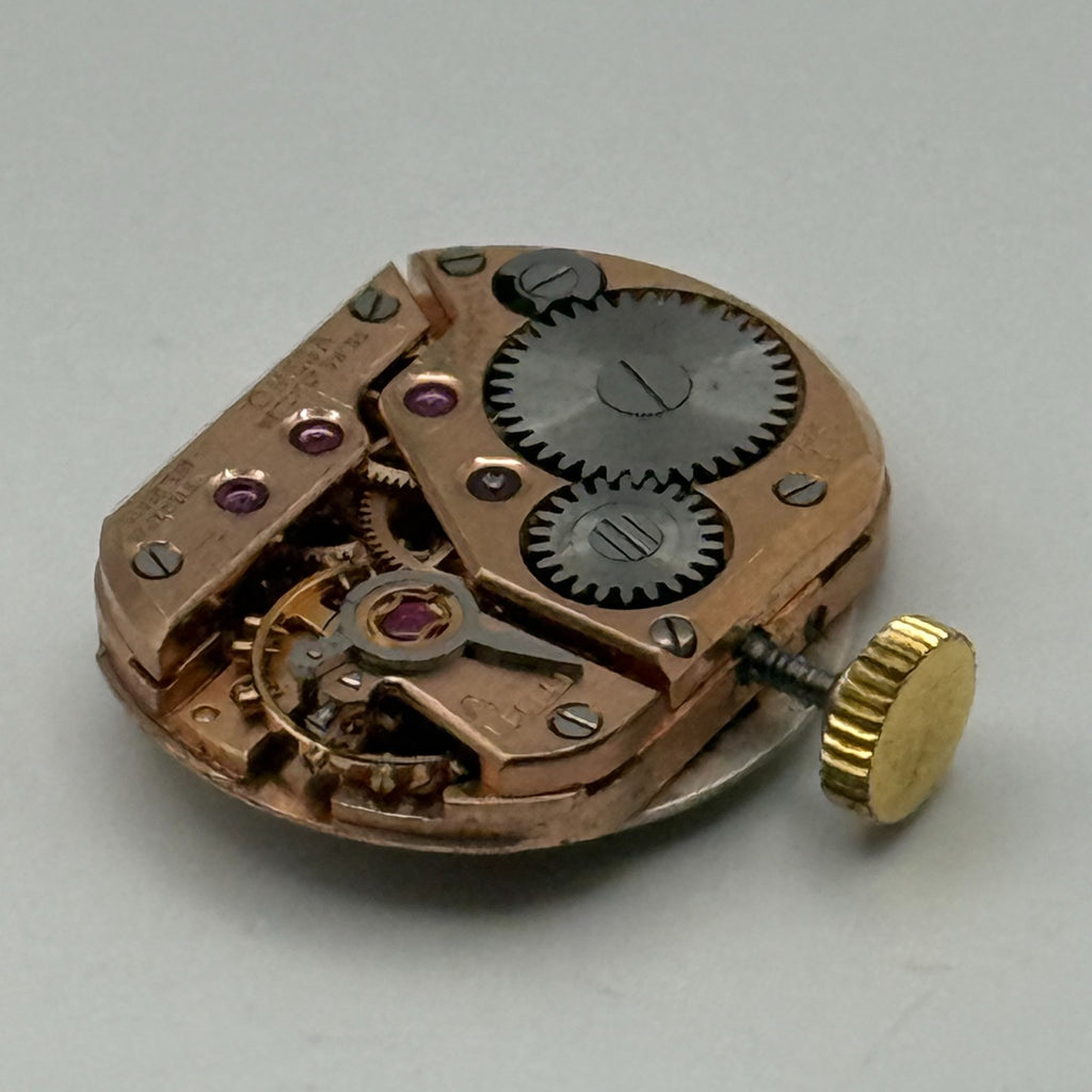 Omega 244 Watch Movement - Ladies 17 Jewels - For Parts / Repair - 17.9mm