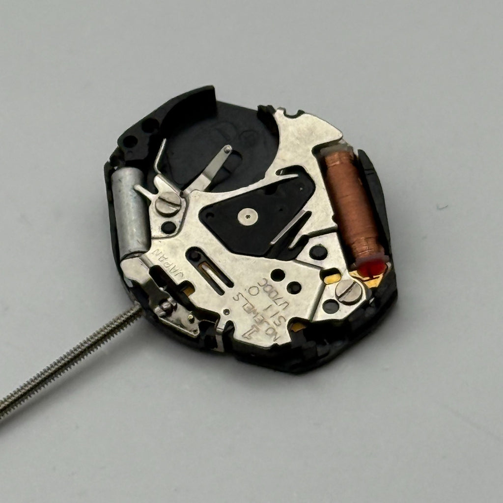 Shiojiri V700C Watch Movement Quartz Japan Untested Parts Repair Spares 15.3mm