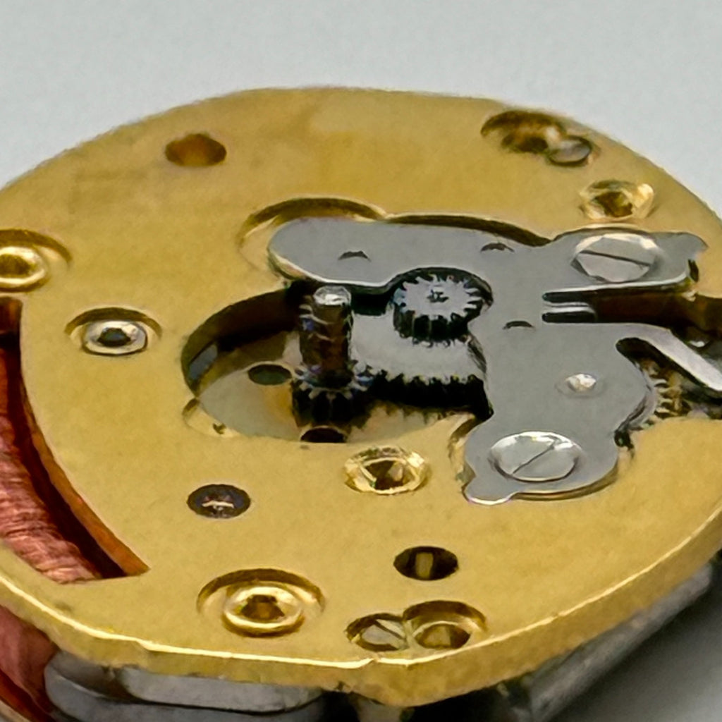 ISA 257 Watch Movement Quartz 2 Jewels Swiss Untested Parts Repair Spares 13mm