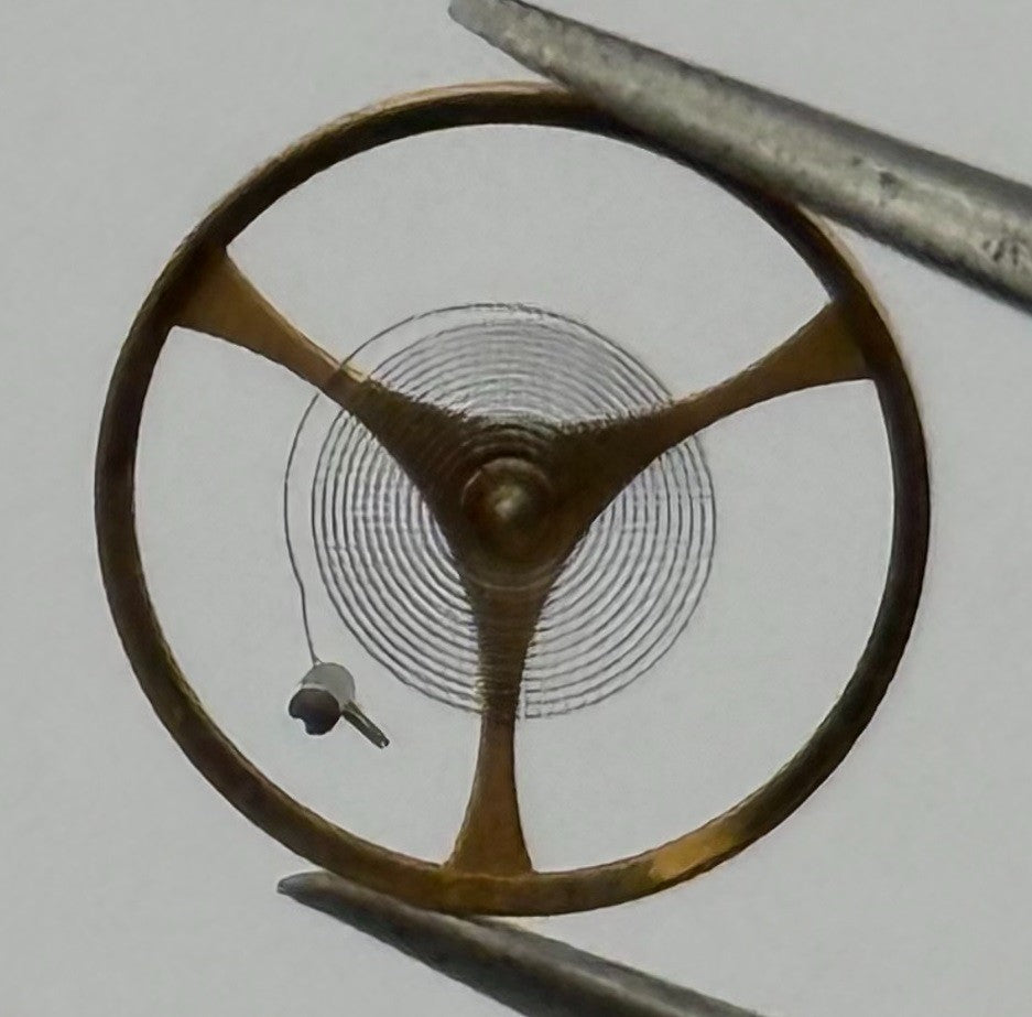 Peseux 7030 Inca Balance Wheel Complete And Spring Pour Watch Movement Parts NOS