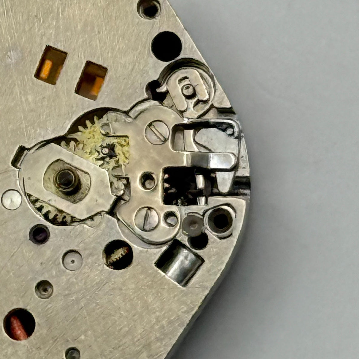 Harley Ronda 672 Watch Movement Quartz 5 Jewels Untested Parts Repair 15.3mm