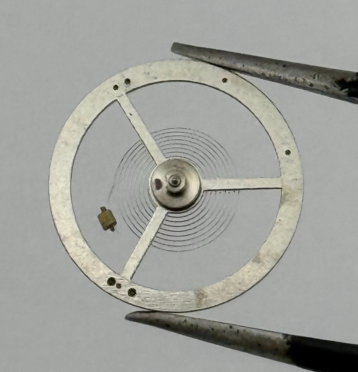 BFG 582 Balance Wheel Complete And Spring 10½’’’ Renata 1789 Watch Movement Part