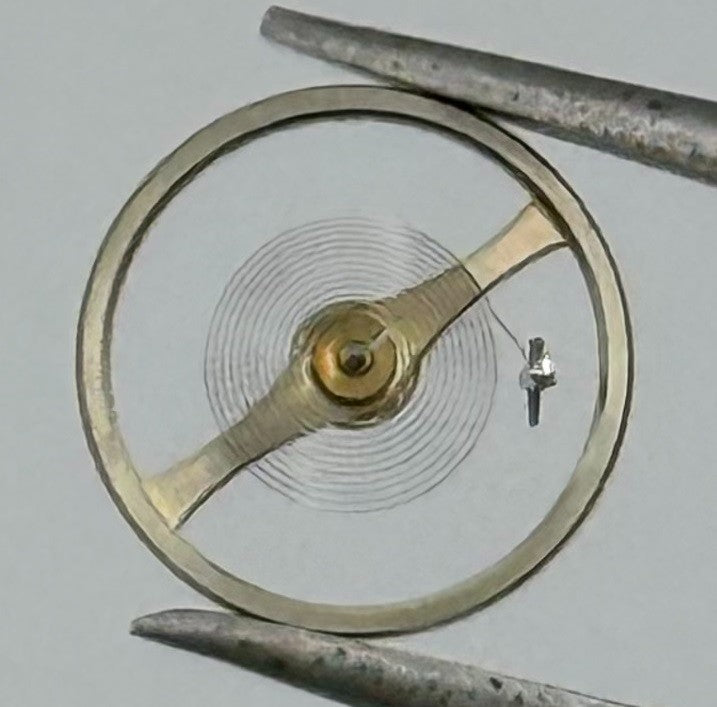 VUFE 57/5 Balance Wheel Complete And Spring 5¼’’’ 945 Watch Movement Parts NOS