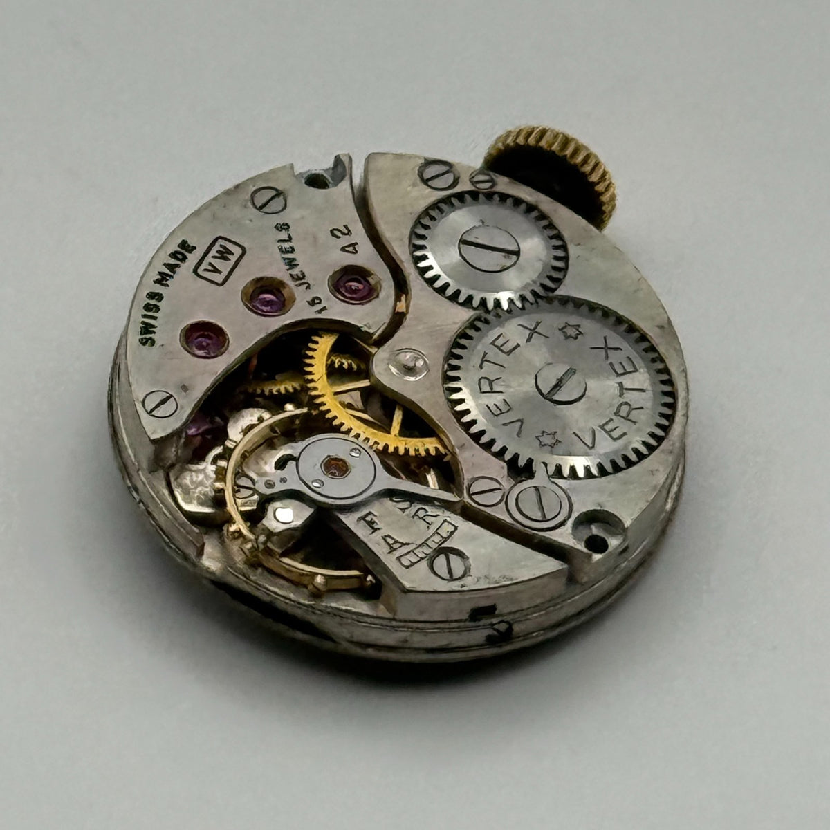 Vertex 42 Watch Movement - VW 15 Jewels - Running - For Parts / Repair - 19.6mm