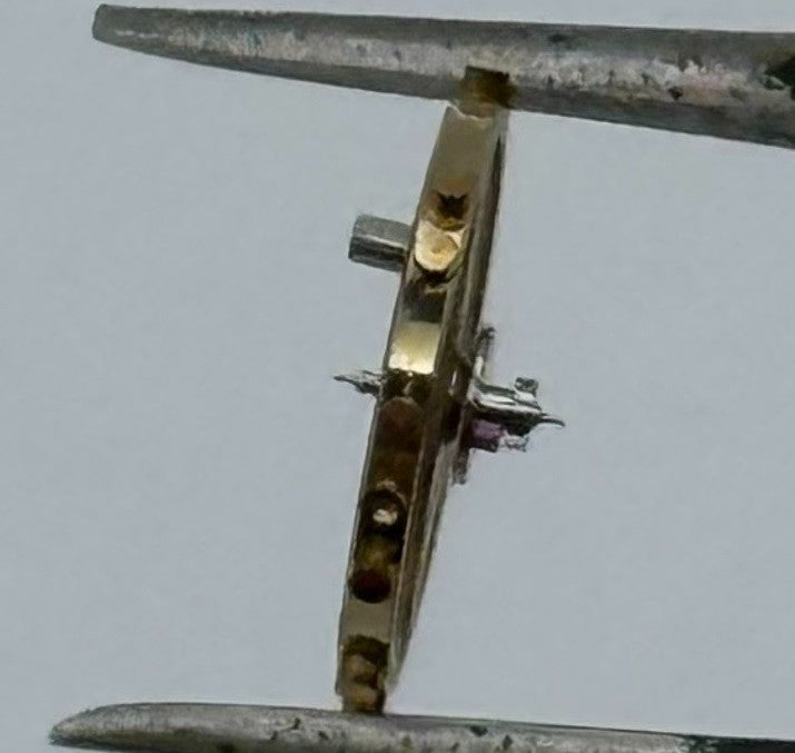 Lever Balance Wheel Complete And Spring 8¾’’’ Renata Watch Movement Parts NOS