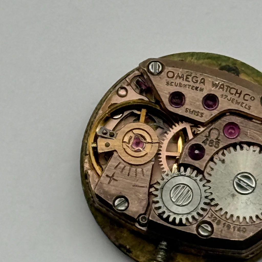 Omega 485 Watch Movement - Ladies 17 Jewels - For Parts / Repair - 12.2mm