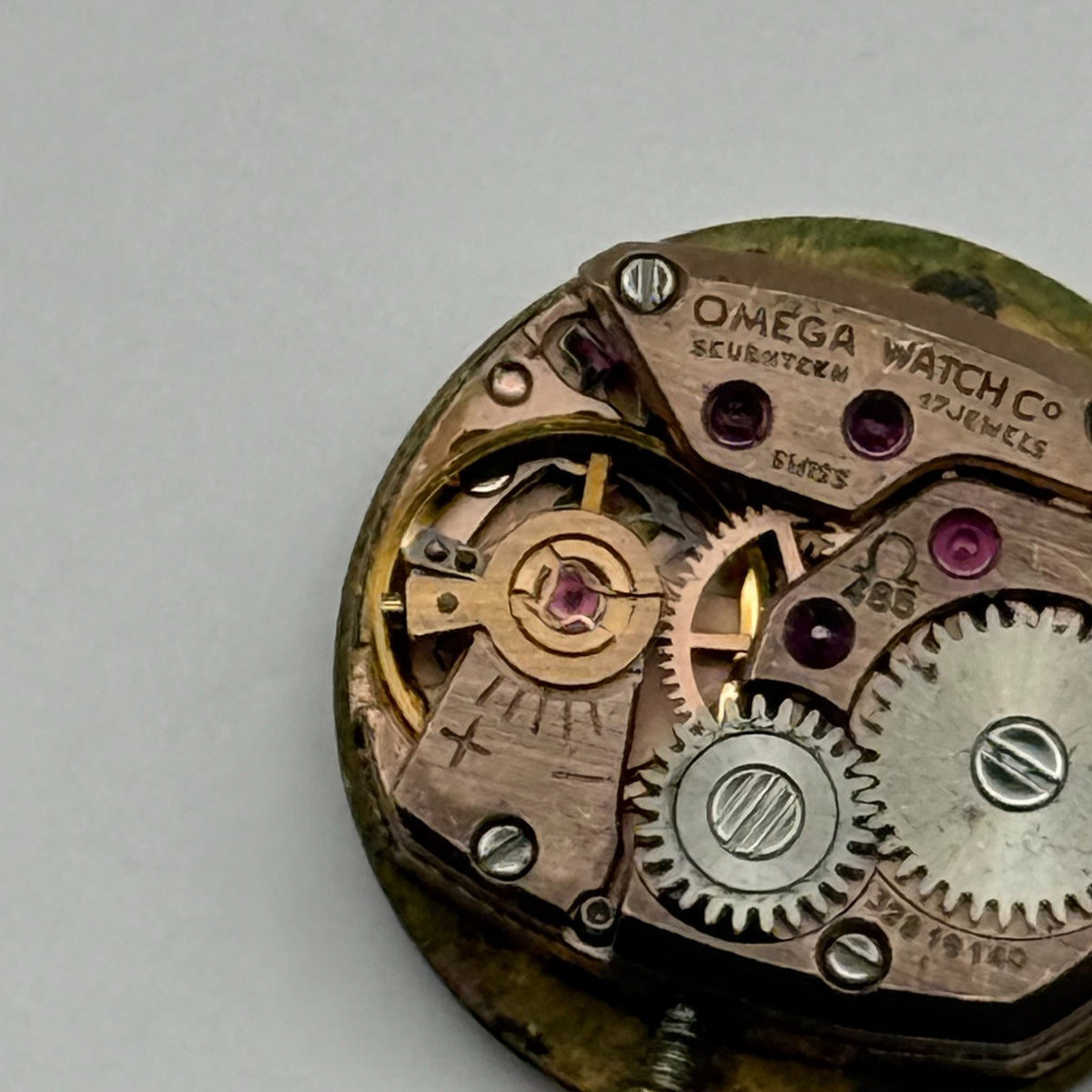 Omega 485 Watch Movement - Ladies 17 Jewels - For Parts / Repair - 12.2mm