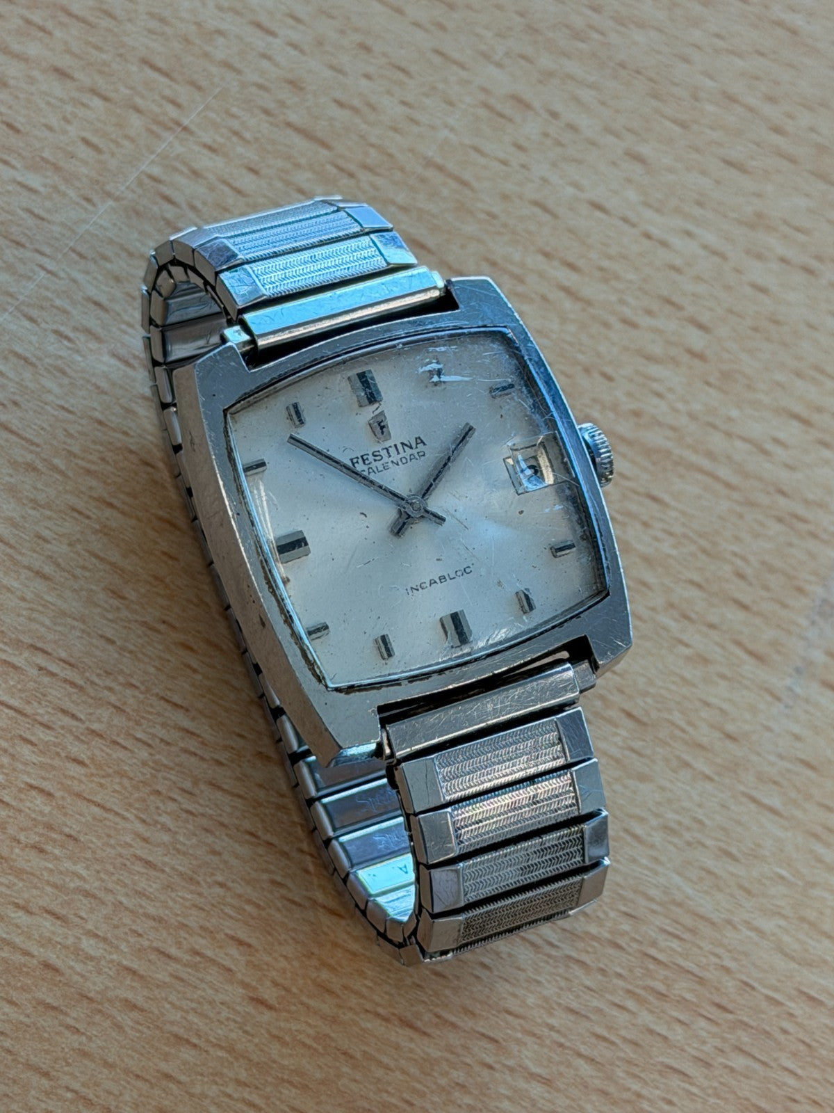 Festina Calendar Vintage Men's Watch - Mechanical - Running - Peseux 7046