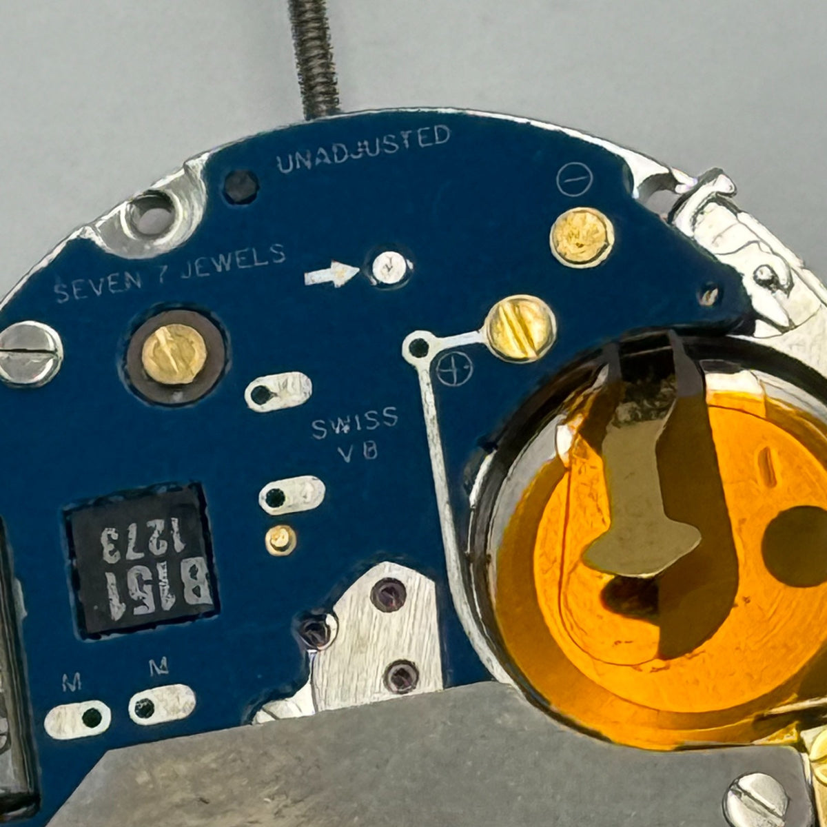 ETA 955.411 Watch Movement Running Quartz 7 Jewels Swiss Parts Repair 23.9mm