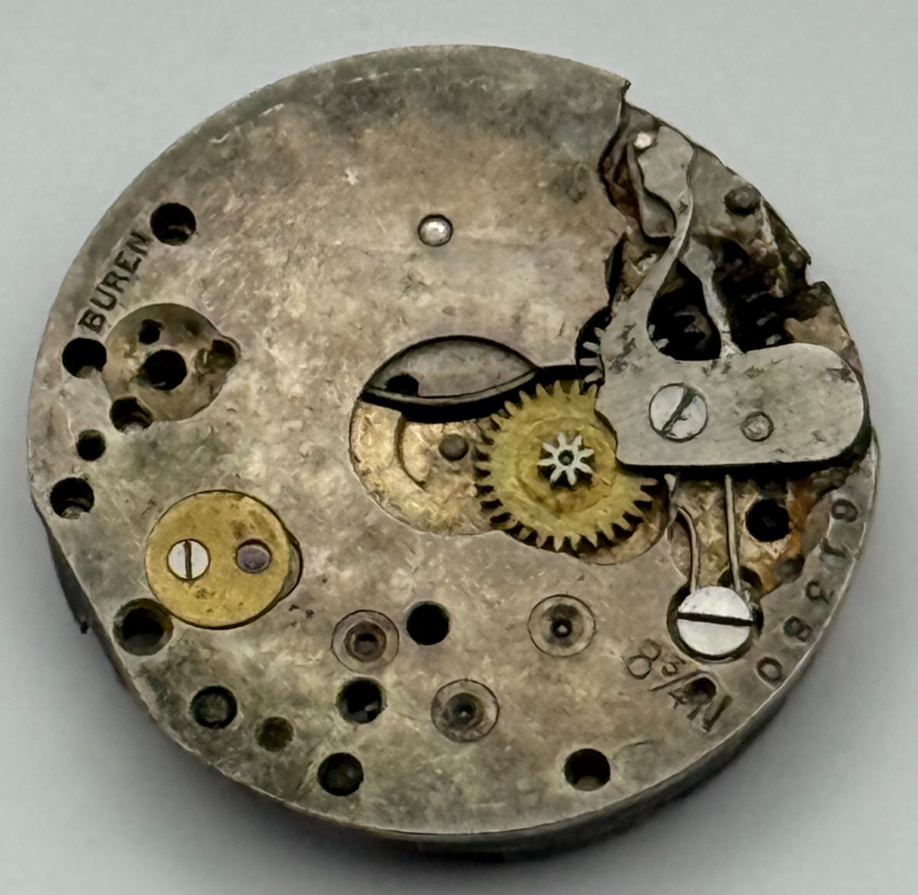 Buren 8 3/4 15 Jewels Watch Movement - For Parts / Repair - 19.7mm