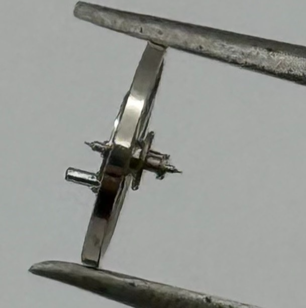 PUW 1075 Balance Wheel Complete And Spring Renata 1184 Watch Movement Parts NOS