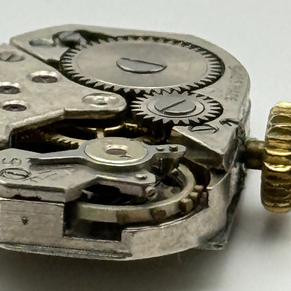 FEF 270 Watch Movement Running Avia 15J Swiss Manual Wind Parts Repair 12.8mm