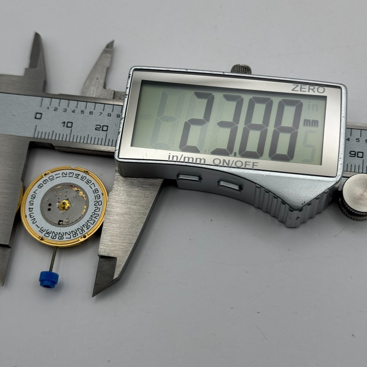 ETA F05.111 Watch Movement Running Quartz Three Jewels Swiss Parts Repair 23.8mm