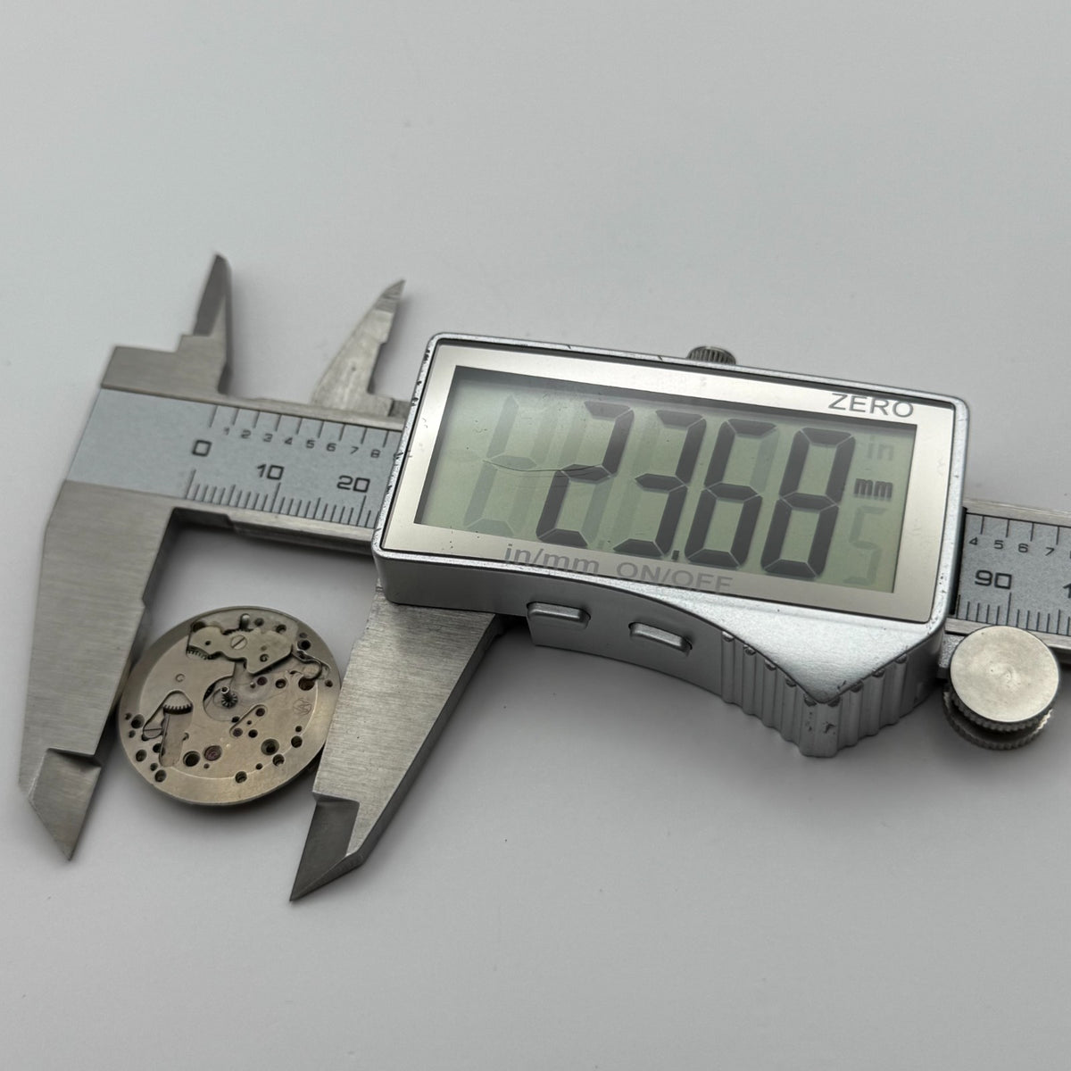 Larex Cal 1078 Watch Movement - For Parts / Repair - 23.6mm