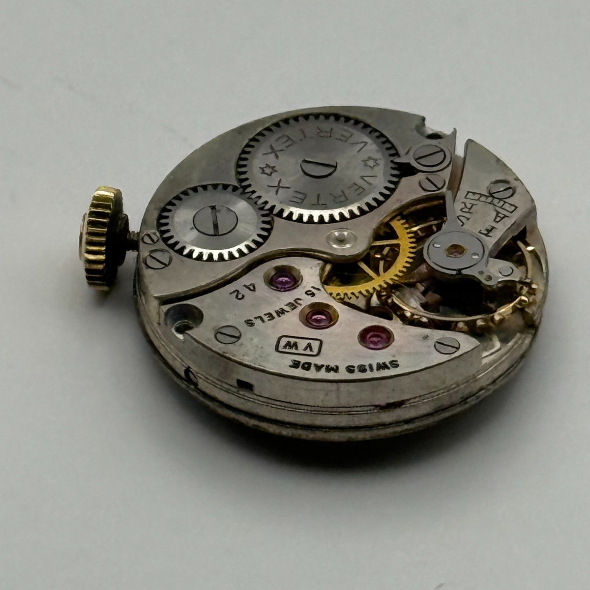 Vertex 42 Watch Movement - VW 15 Jewels - Running - For Parts / Repair - 19.6mm