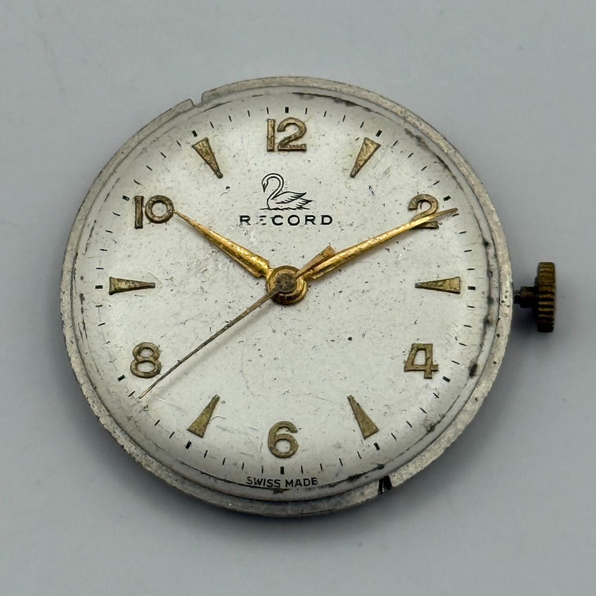 Record 620 Watch Movement - Running - For Parts / Repair - 26.5mm