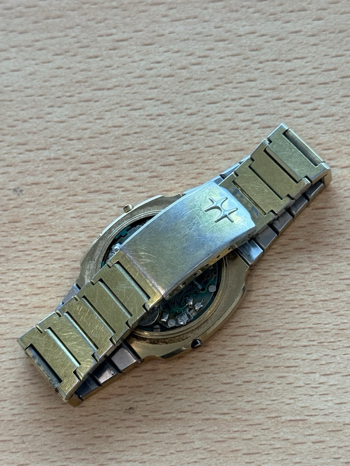 ESA 942.711 Hamilton Digital Watch Chronograph Quartz Vintage For Parts / Repair
