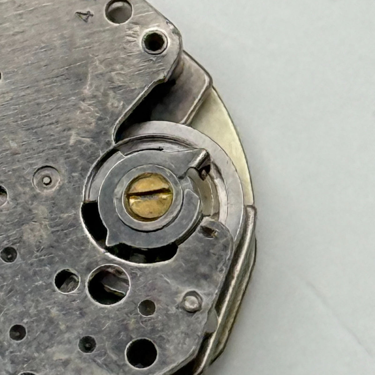 Timex 490 Watch Movement Gt. Britain Unadjusted Manual Wind Parts Repair 15.1mm