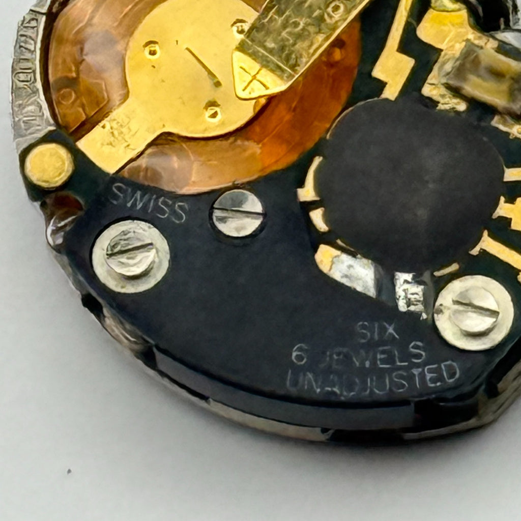 ETA 977.001 Watch Movement Quartz Swiss 6 Jewels Parts Repair Untested 13mm