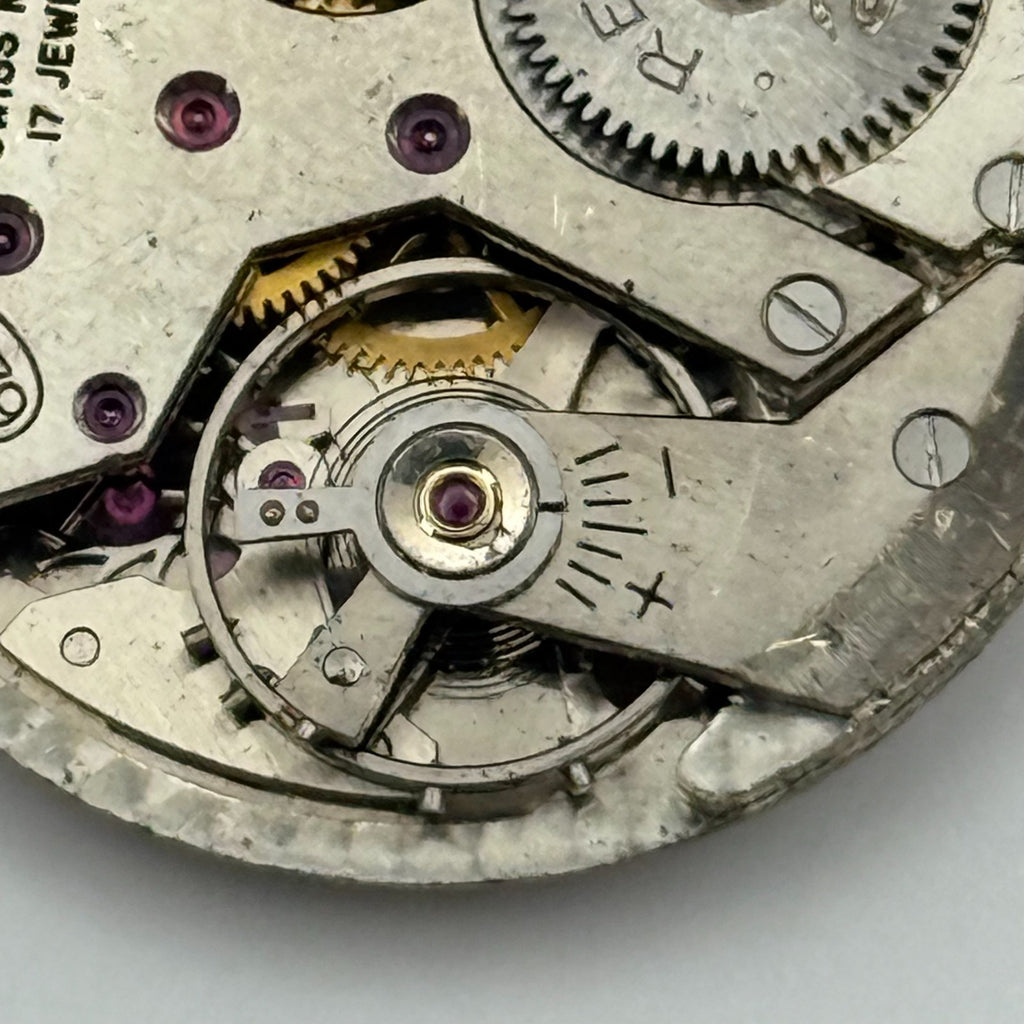 Record 620 Watch Movement - Running - For Parts / Repair - 26.5mm