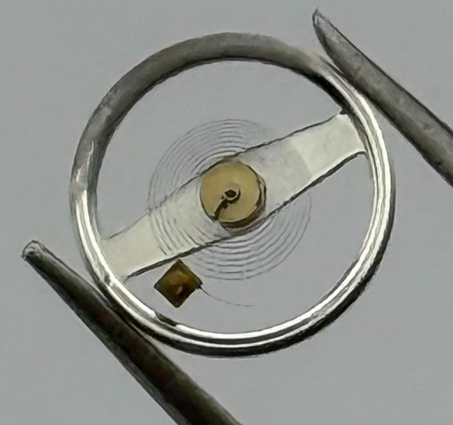 RL 9013 /1 Balance Wheel Complete And Spring 8¾’’’ 5400 Watch Movement Parts NOS