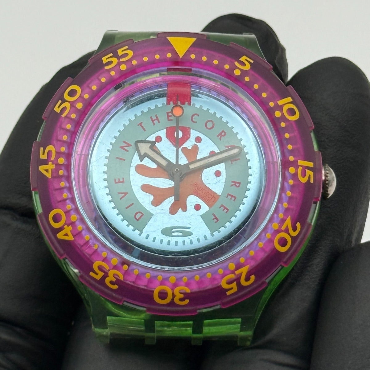 Vintage Swatch Scuba 200 Watch SDG102 Cherry Drops 1994 ETA Quartz 40mm Parts