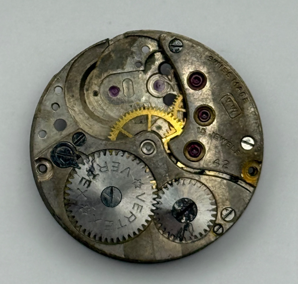 Vertex Revue 42 Watch Movement - For Parts / Repair - 19.6mm