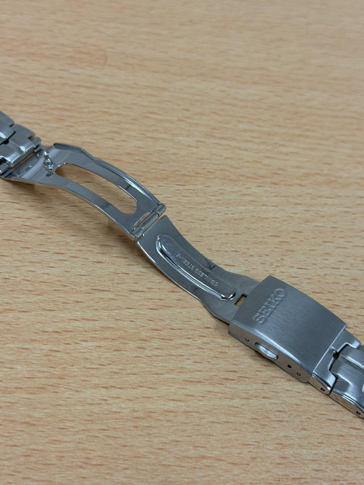 Seiko 33Z9-Z-I Bracelet - For Chronograph Model - 22mm Ends - Stainless Steel