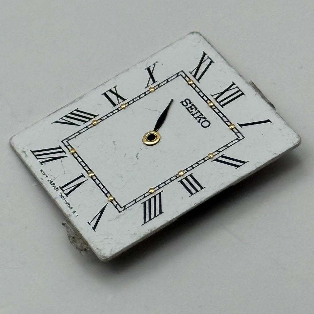 Seiko Watch 7N01-0TK8 Dial White Japan Vintage Spare Parts Repair 21.3mm