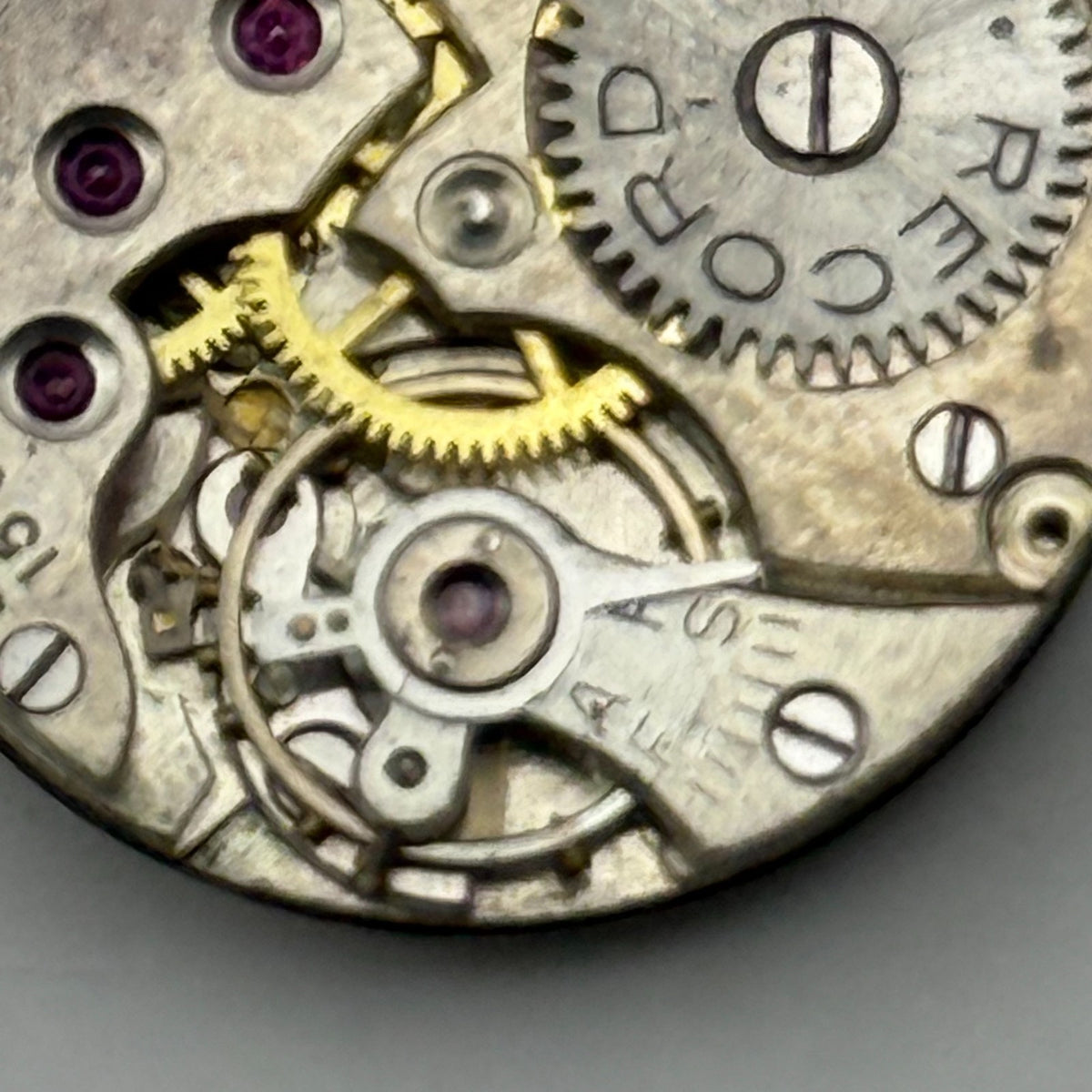 Record Watch Movement 15 Jewels Swiss Manual Wind Vintage Parts Repair 19.6mm