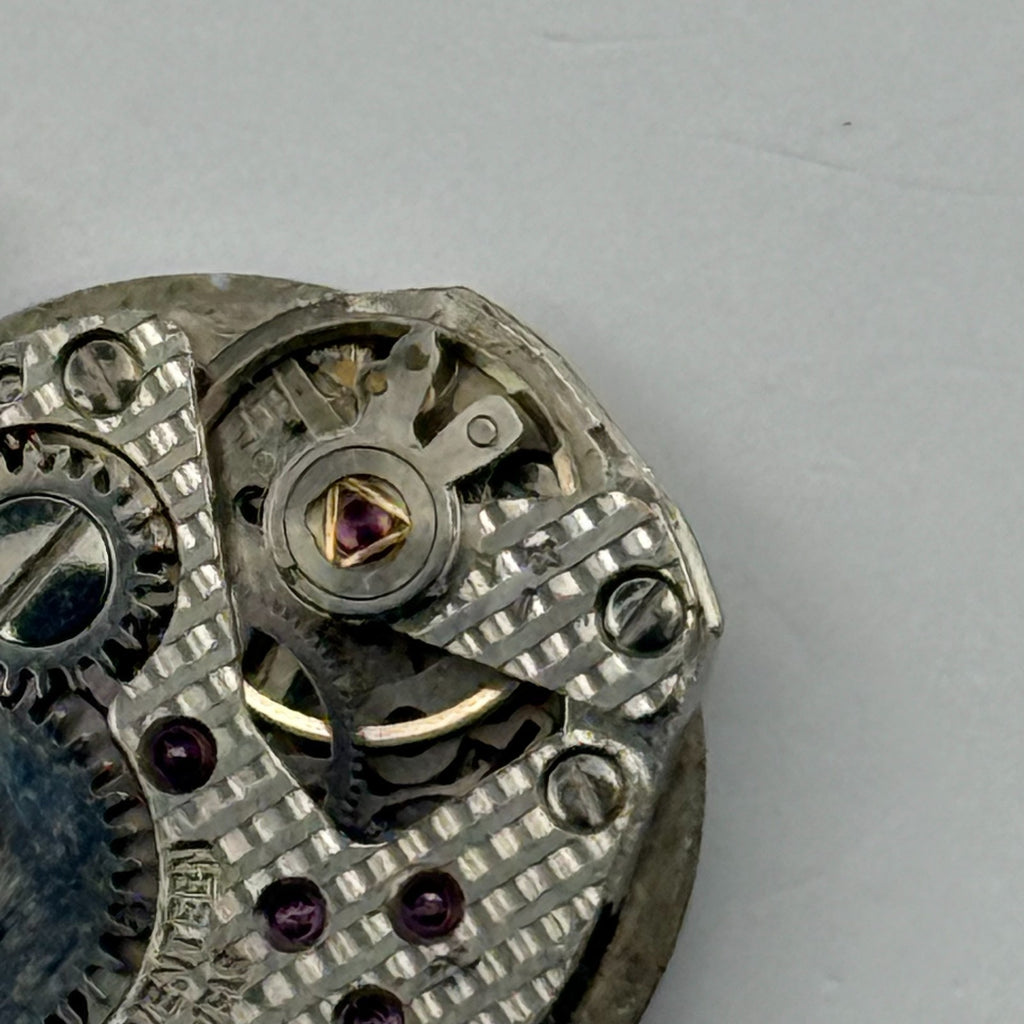 FHF ST 69N Watch Movement Excalibur 17 Jewels Swiss Ladies Parts Repair 15.3mm