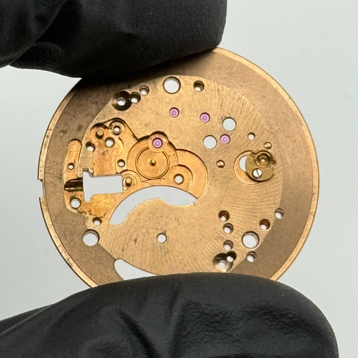 Unidentified Incomplete Watch Movement - For Parts / Repair - 28.4mm
