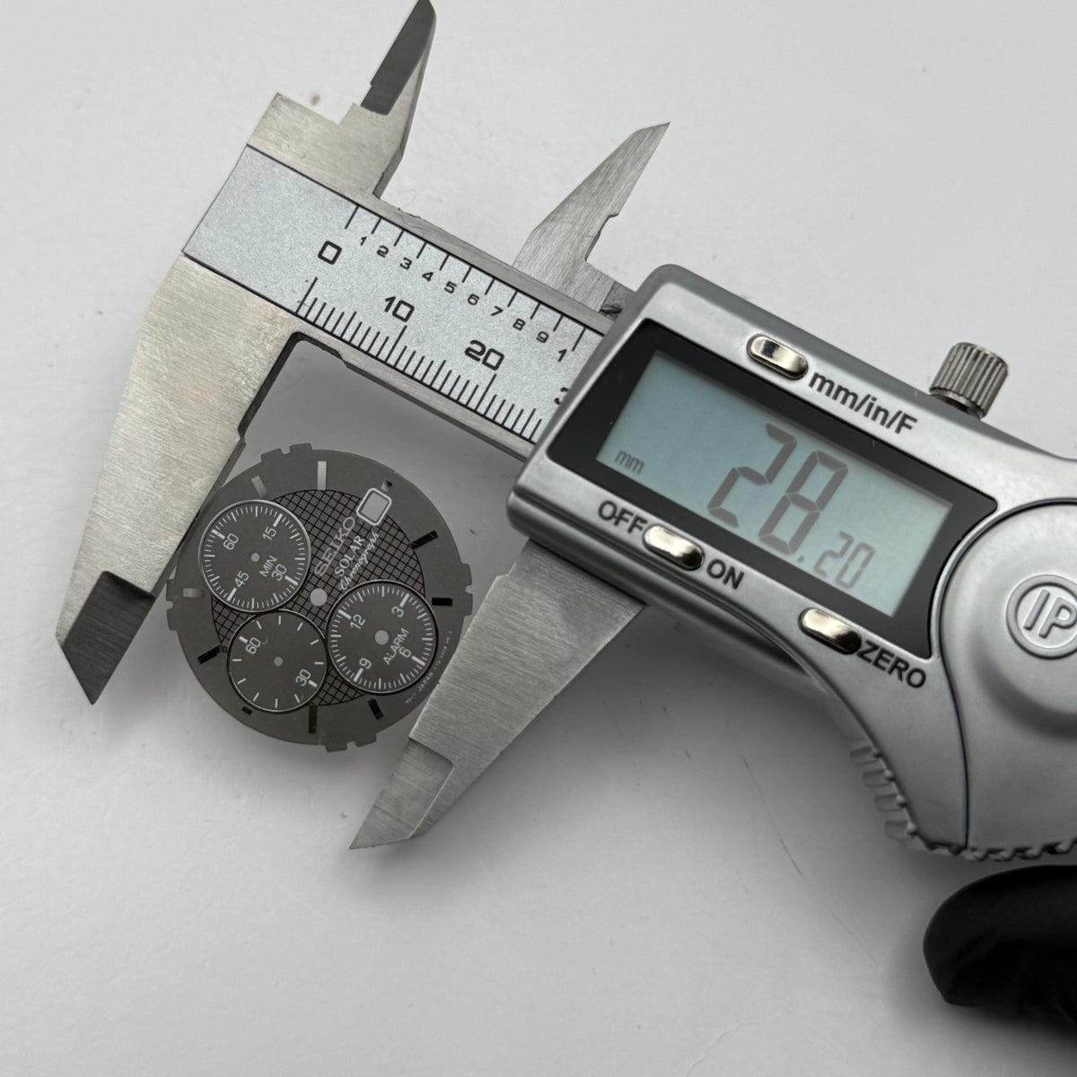 Seiko V172-0AC8 Watch Dial Solar Chronograph Alarm Spare Parts Repair 28.2mm
