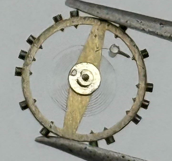 FHF 34 Balance Wheel Complete And Spring 7¾’’’ 1047 M Watch Movement Parts NOS