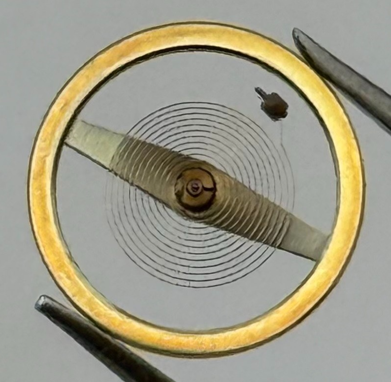 RL 6213 Balance Wheel Complete And Spring 10½’’’ Watch Movement Parts NOS