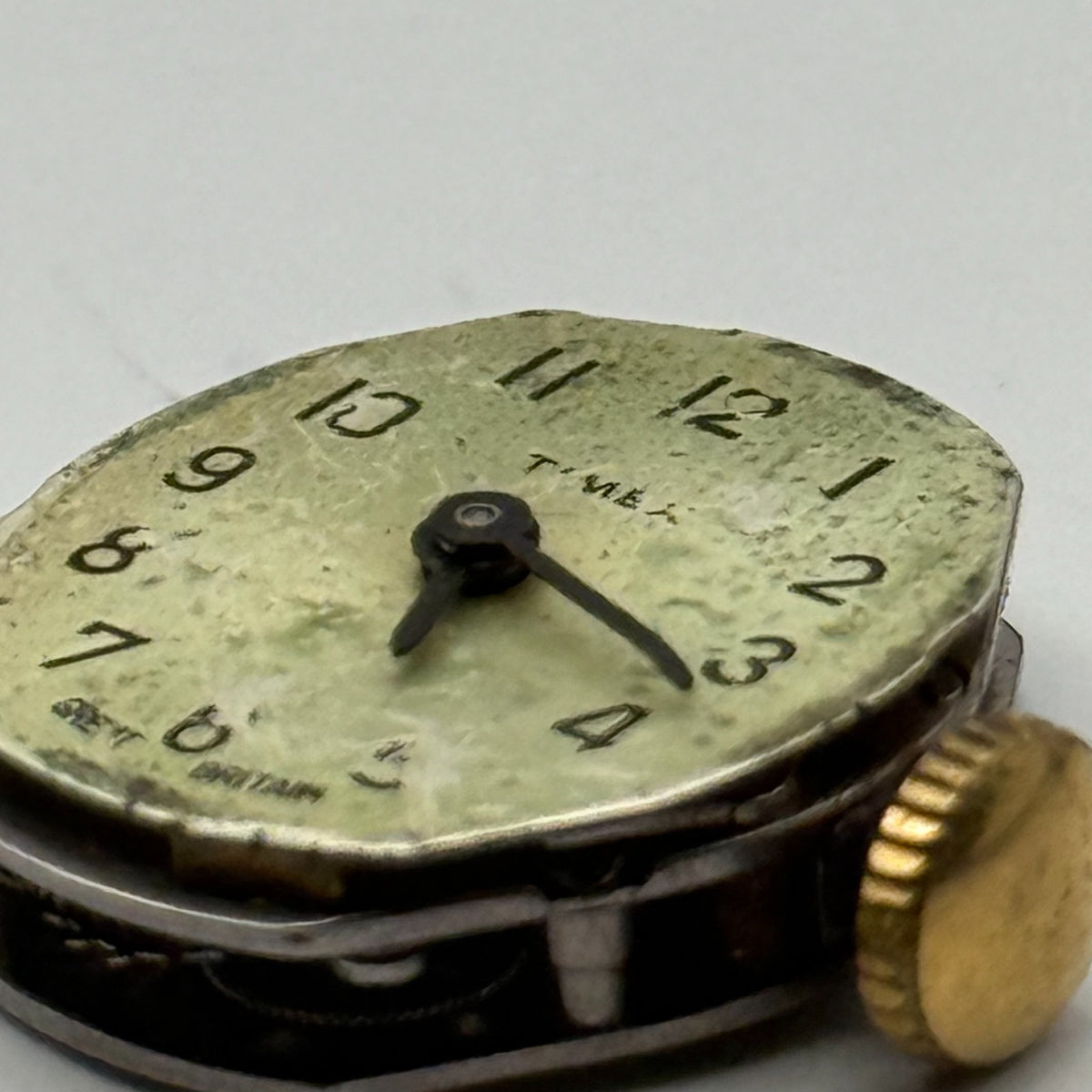 Timex 490 Watch Movement Gt. Britain Unadjusted Manual Wind Parts Repair 15.1mm