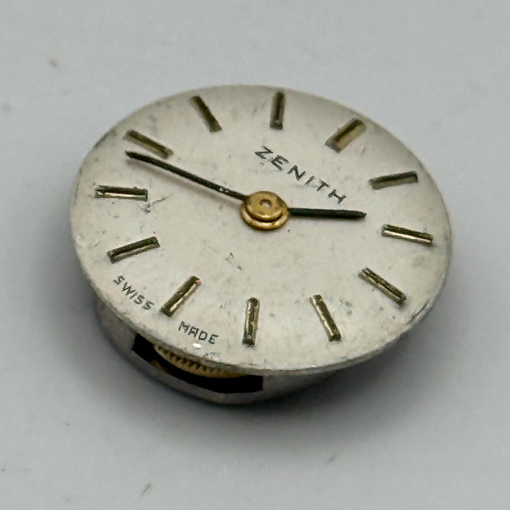 Zenith 1100 Watch Movement Movado Fries Ladies 17 Jewels Manual Wind Parts 11.6m