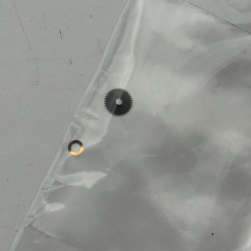 Miyota 1L22 Watch Movement Quartz Japan Untested Parts Repair Spares 15.3mm