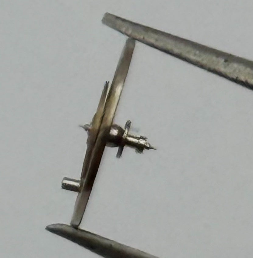 EB 1297 1463 Balance Wheel Complete And Spring 117 Watch Movement Parts NOS