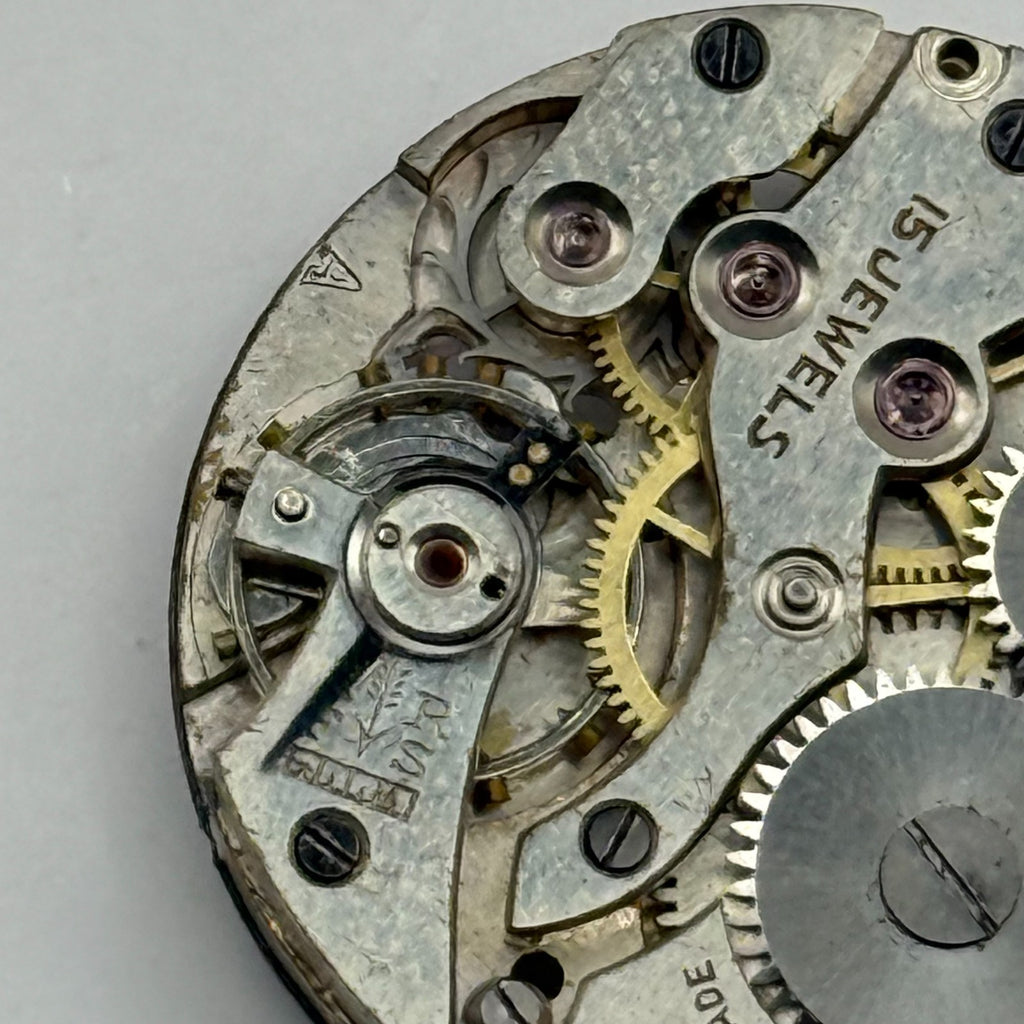 Unidentified Watch Movement 15 Jewels Swiss Manual Wind Parts Repair Spares 26mm