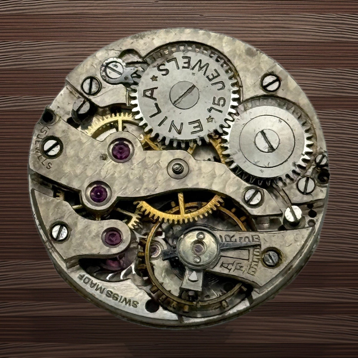Patent 51482 Watch Movement - Enila 15J - Running - For Parts / Repair - 21.7mm