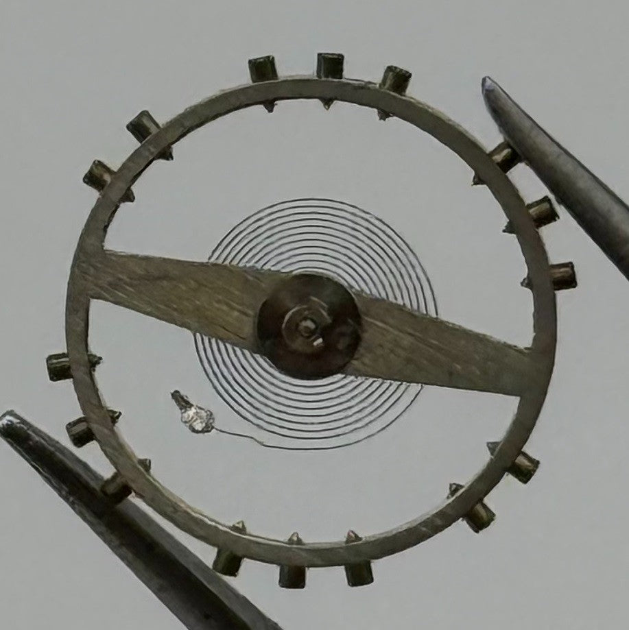 Peseux 320 330 Balance Wheel Complete And Spring 454 M Watch Movement Parts NOS
