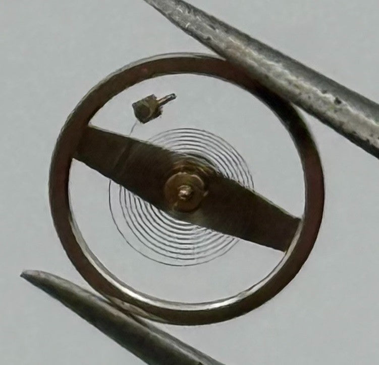 Brac 2051 Balance Wheel Complete And Spring 5½''' 69 M Watch Movement Parts NOS