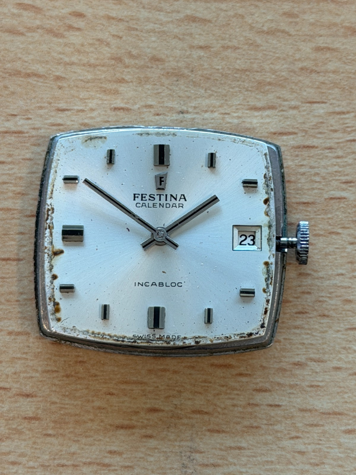 Festina Calendar Vintage Men's Watch - Mechanical - Running - Peseux 7046