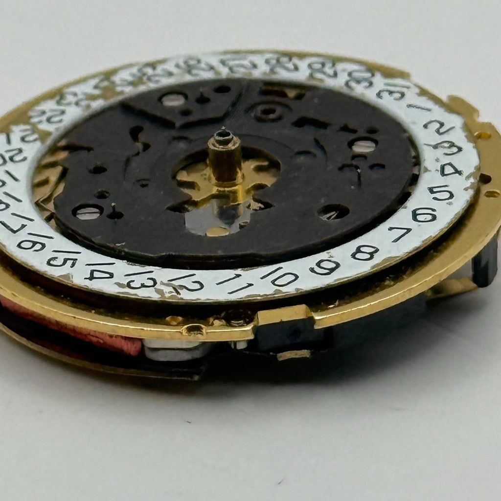 ISA 8172 Watch Movement - Quartz Date 3 Jewels - For Parts / Repair - 26.1mm