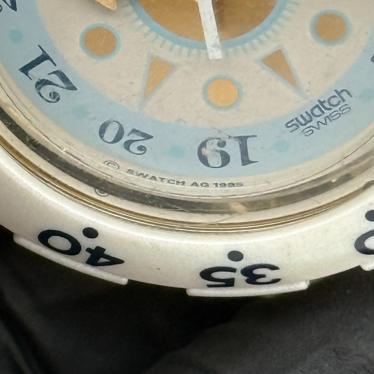 Vintage Swatch Scuba 200 Watch SDK126 Creme De La Creme 1996 Swiss 40mm Parts