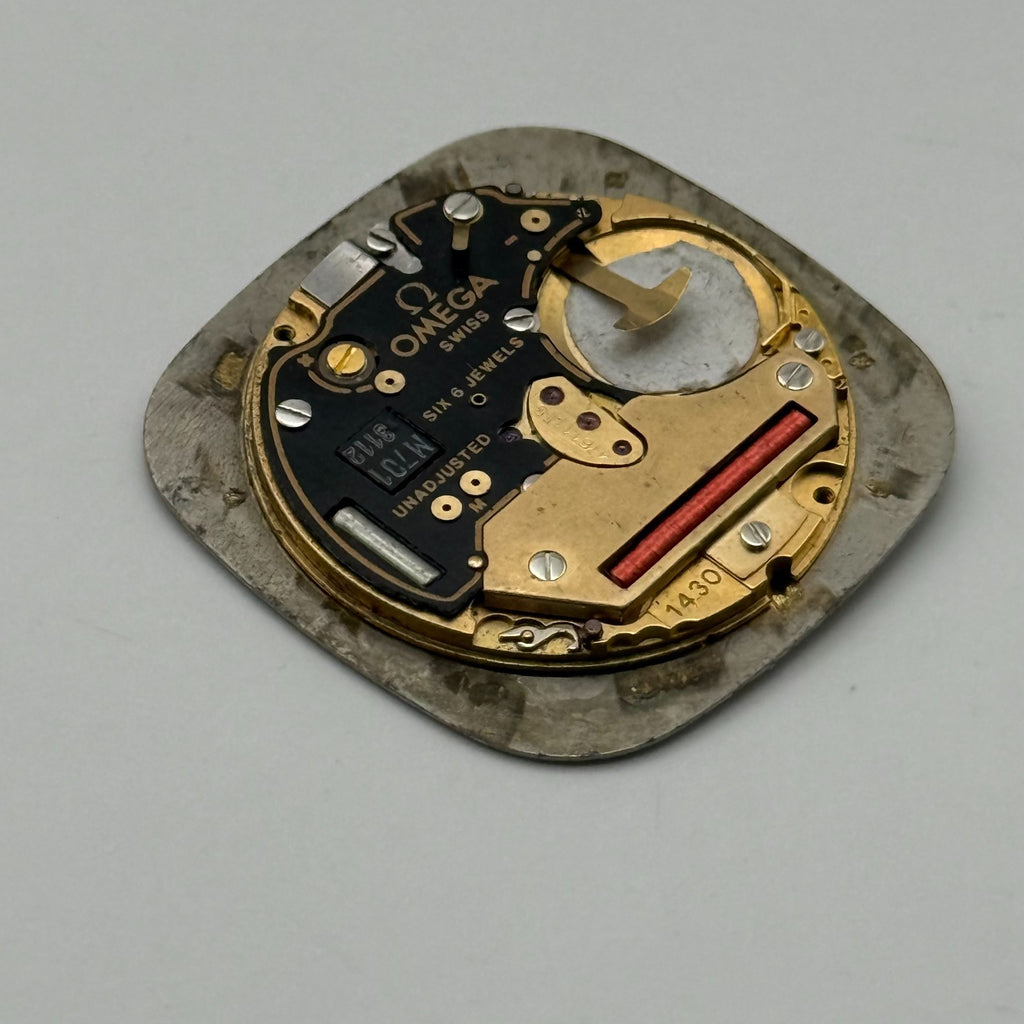 Omega 1430 Watch Movement And Dial UNTESTED Quartz Seamaster Swiss Parts 23.6mm