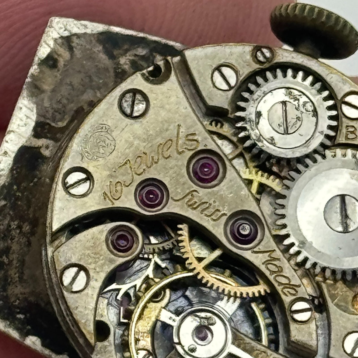 Dreadnought B.10022 Watch Movement Manual Wind 16 Jewels Swiss Made Parts 19.7mm