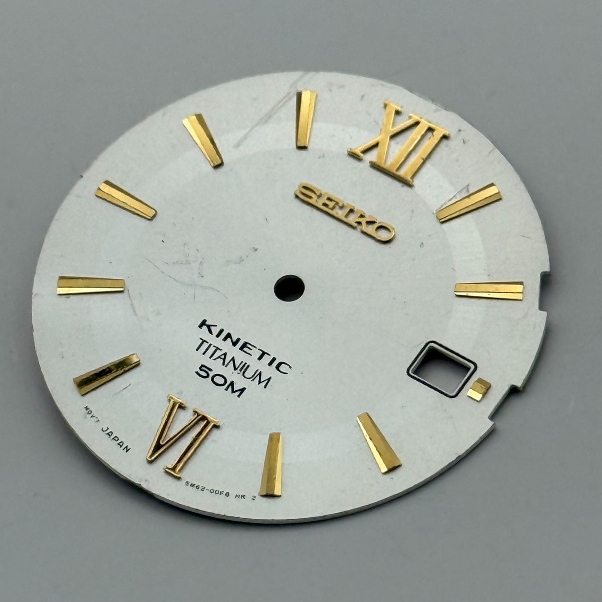 Seiko 5M62-0DF8 Watch Dial Kinetic Titanium 50M Silver Spare Parts Repair 28.8mm